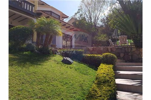 Casa en Alquiler Lomas de Aranjuez - Alto Aranjuez - Cercado, Cochabamba, Bolivia. Foto 2