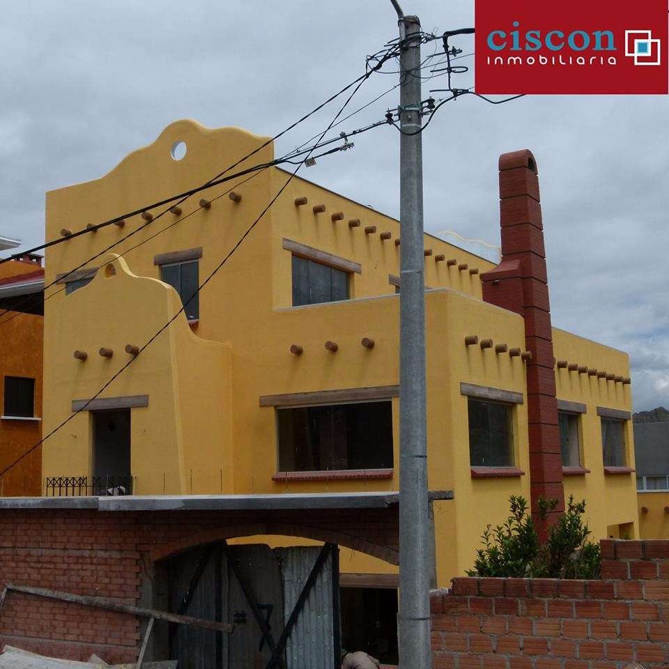 Casa en Achumani en La Paz 4 dormitorios 5 baños 4 parqueos Foto 17