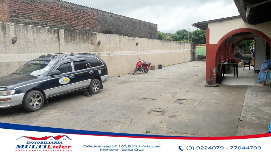 Casa en VentaCASA EN VENTA A 30 MTS DEL MERCADO VILLA VERDE DE MONTERO 4 dormitorios 2 baños 4 parqueos Foto 6