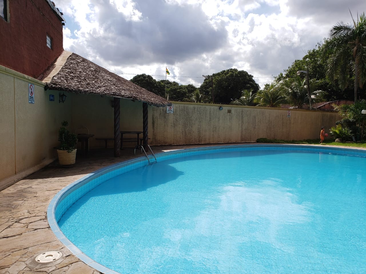 Departamento en Entre 1er y 2do anillo Este en Santa Cruz de la Sierra 3 dormitorios 2 baños 1 parqueos Foto 16