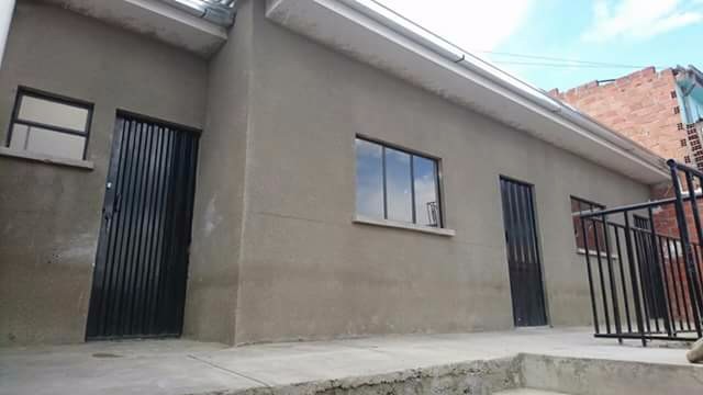 Casa en Venta

Zona Bajo San Antonio, final calle 10 pasaje Alberto Nro.24 puerta negra (a dos cuadras del minibus 848) 2 dormitorios 1 baños  Foto 5