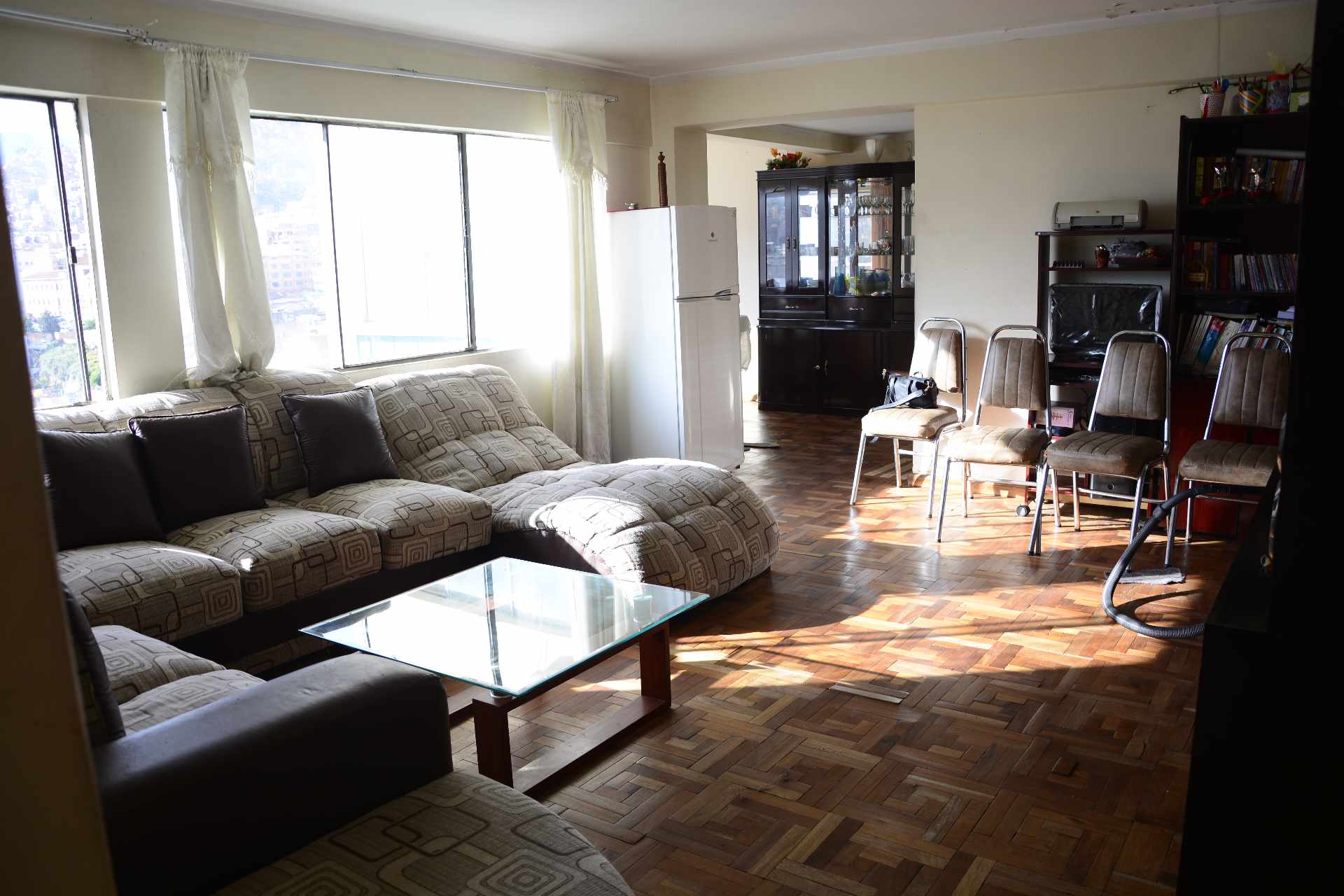 Departamento en VentaZona central Calle Ingavi Esq. Pichincha 3 dormitorios 1 baños  Foto 4