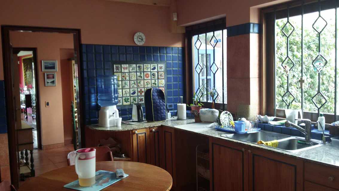 Casa en Calacoto en La Paz 3 dormitorios 5 baños 2 parqueos Foto 7