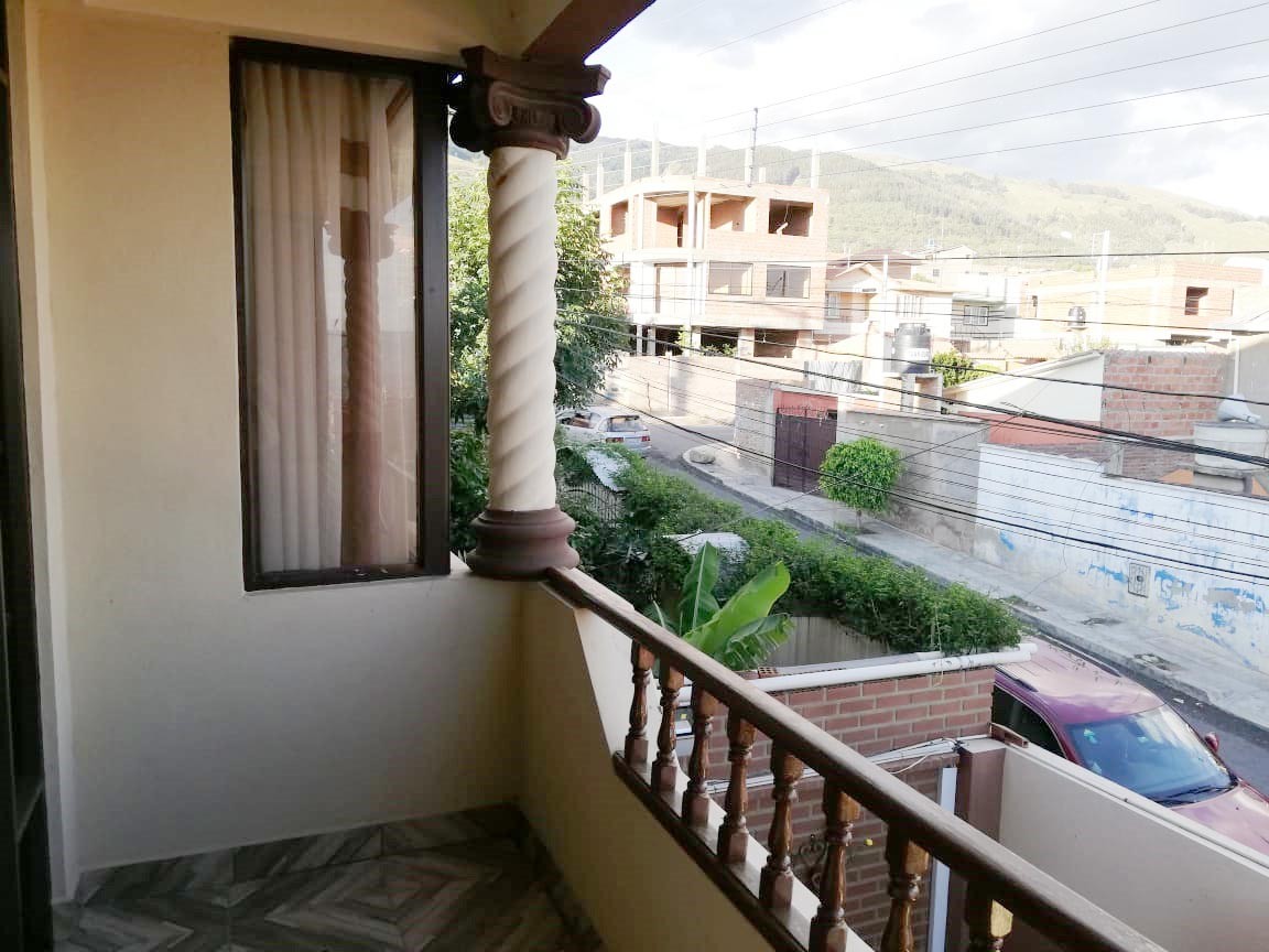 Casa en Mayorazgo en Cochabamba 5 dormitorios 6 baños 4 parqueos Foto 21