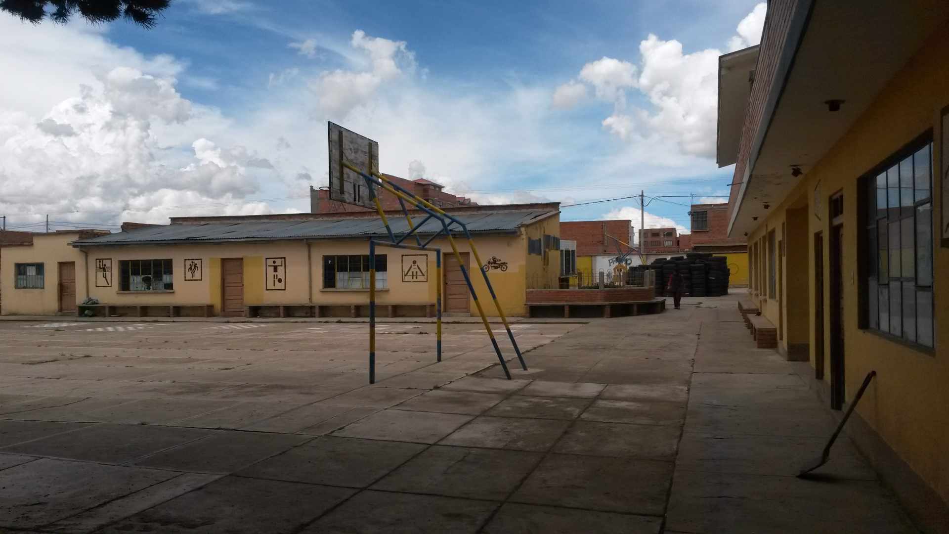 Casa C. Pedro Blanco esq. Tejada Sorzano No. 20 Villa Adela - El Alto Foto 4