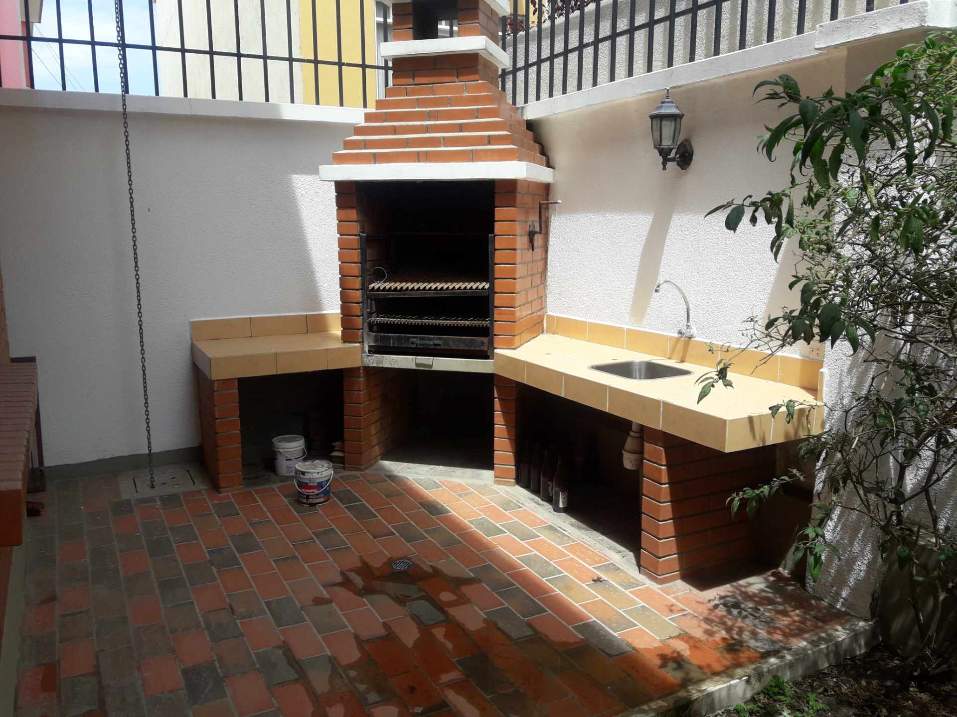 Casa en Irpavi en La Paz 4 dormitorios 6 baños 2 parqueos Foto 8