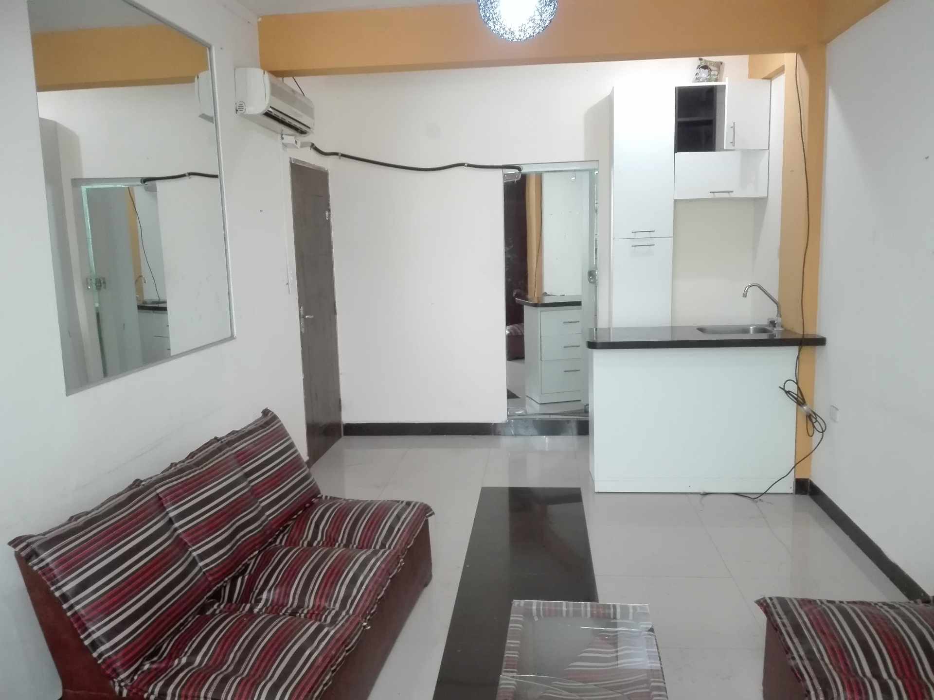 Departamento en AnticréticoAvenida mutualista entre 2do y 3er anillo 1 dormitorios 1 baños  Foto 3