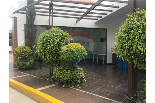 Casa en Villa Taquiña en Cochabamba 9 dormitorios 3 baños 1 parqueos Foto 20
