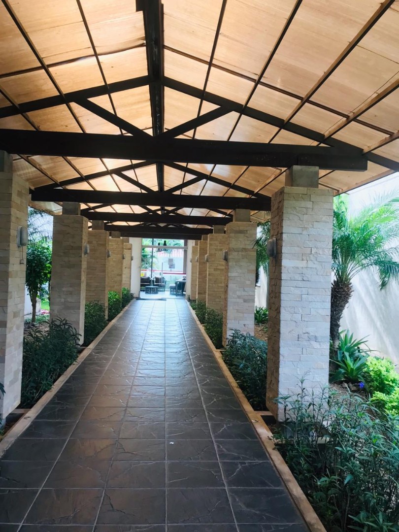 Departamento en AlquilerCONDOMINIO CURUPAU III Av. Roca y Coronado 2 dormitorios 2 baños 1 parqueos Foto 5