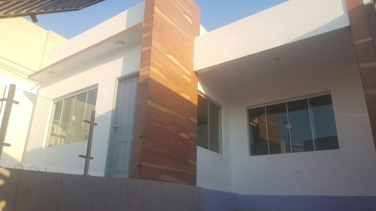 Casa en VentaCasa en venta av. Beni entre 2 y 3 anillo  4 dormitorios 1 baños 1 parqueos Foto 5