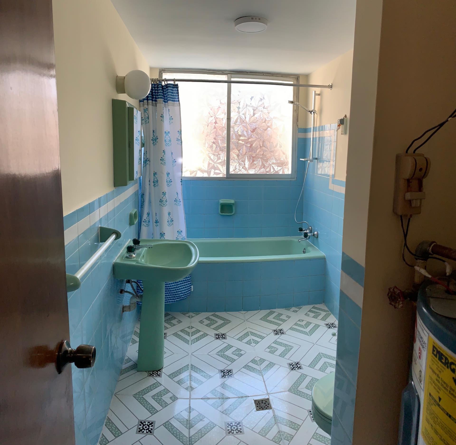 Departamento C. 20 de octubre esquina Aspiazu Edificio Europa Foto 6