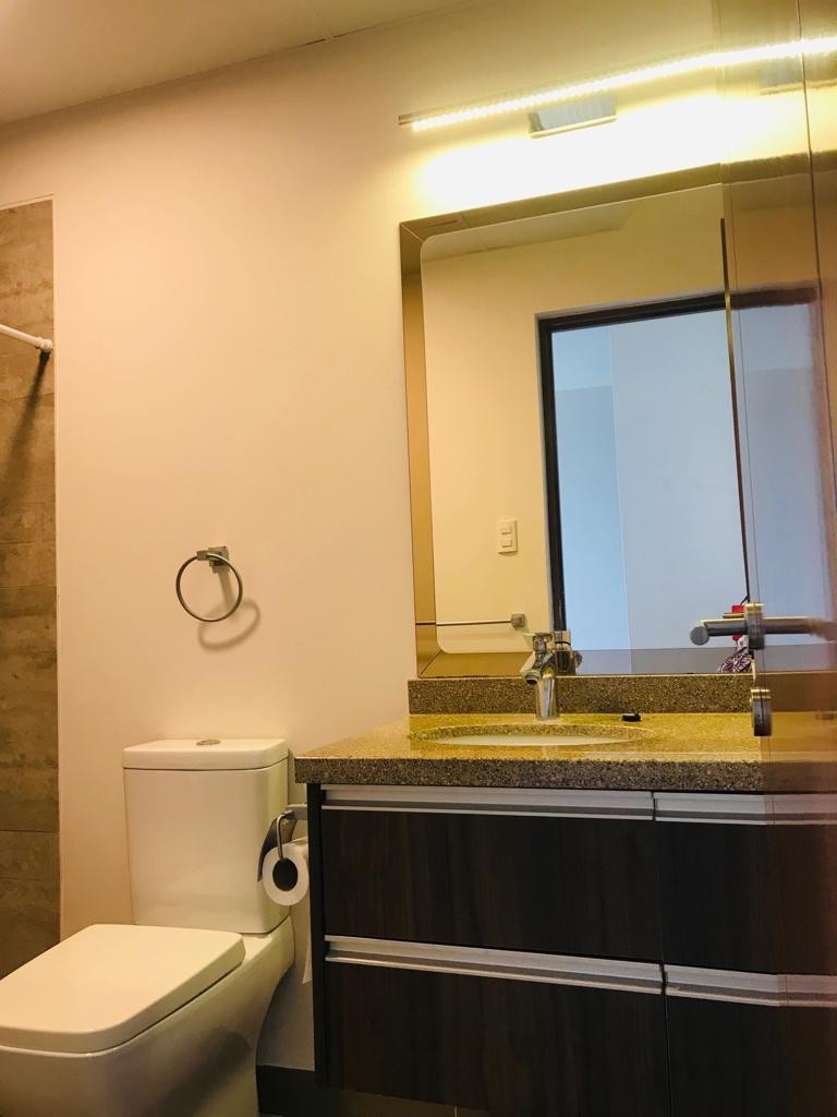 Departamento en AlquilerCONDOMINIO TORRES SOLARIS - entre Av. Roca y Coronado y Av. Pirai 3 dormitorios 2 baños 1 parqueos Foto 8