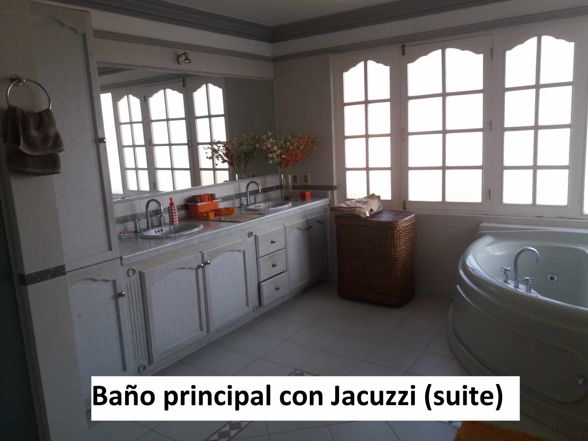 Casa en VentaUrbanización Flor de Irpavi 4 dormitorios 6 baños 3 parqueos Foto 20