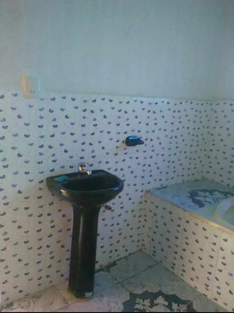 Casa en VentaEl alto distrito 8, lado ventilla, urbanización 2 de febrero, parada minibús 400 2 dormitorios 1 baños 1 parqueos Foto 4