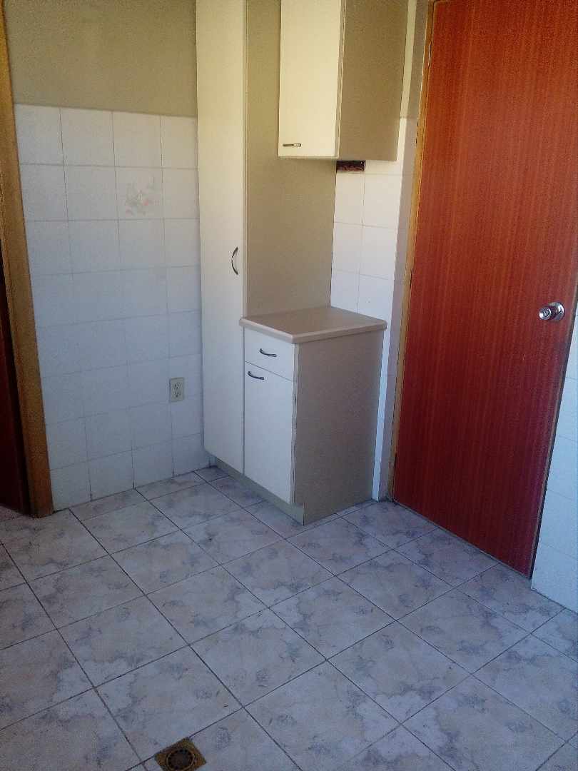Departamento en Miraflores en La Paz 4 dormitorios 2 baños 1 parqueos Foto 2