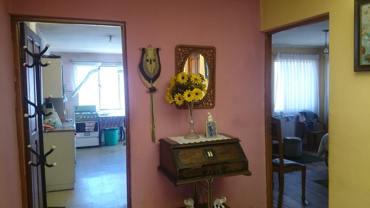 Casa en Miraflores en La Paz 3 dormitorios 2 baños  Foto 4