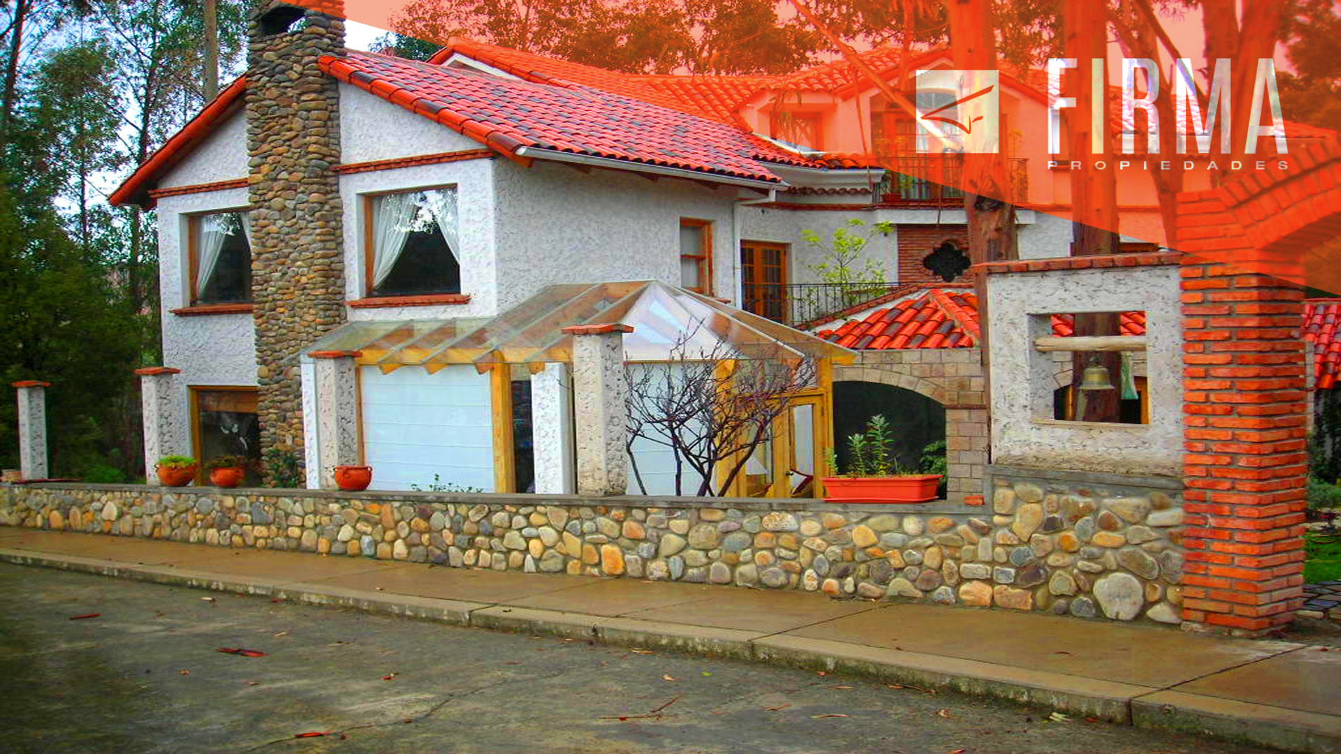 Casa en Obrajes en La Paz 4 dormitorios  4 parqueos Foto 8
