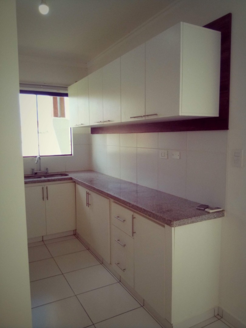 En Alquiler a Bs 3,200 Foto 6