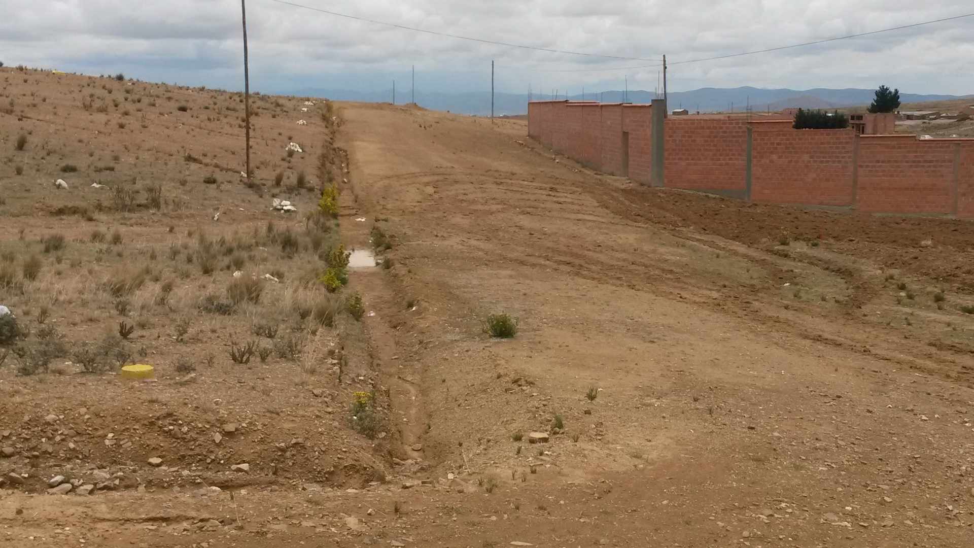 Terreno Carretera La Paz - Oruro Foto 1