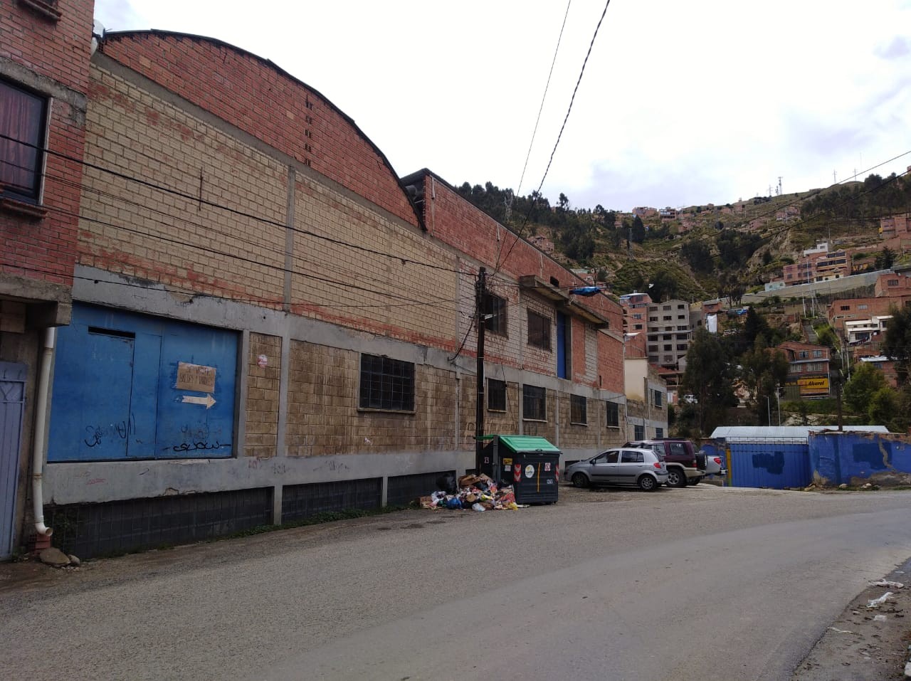 Galpón ACHACHICALA (Pura Pura) LA PAZ - BOLIVIA 
Plena conjunción de Autopista La Paz - El Alto con Av. Chacaltaya Foto 49