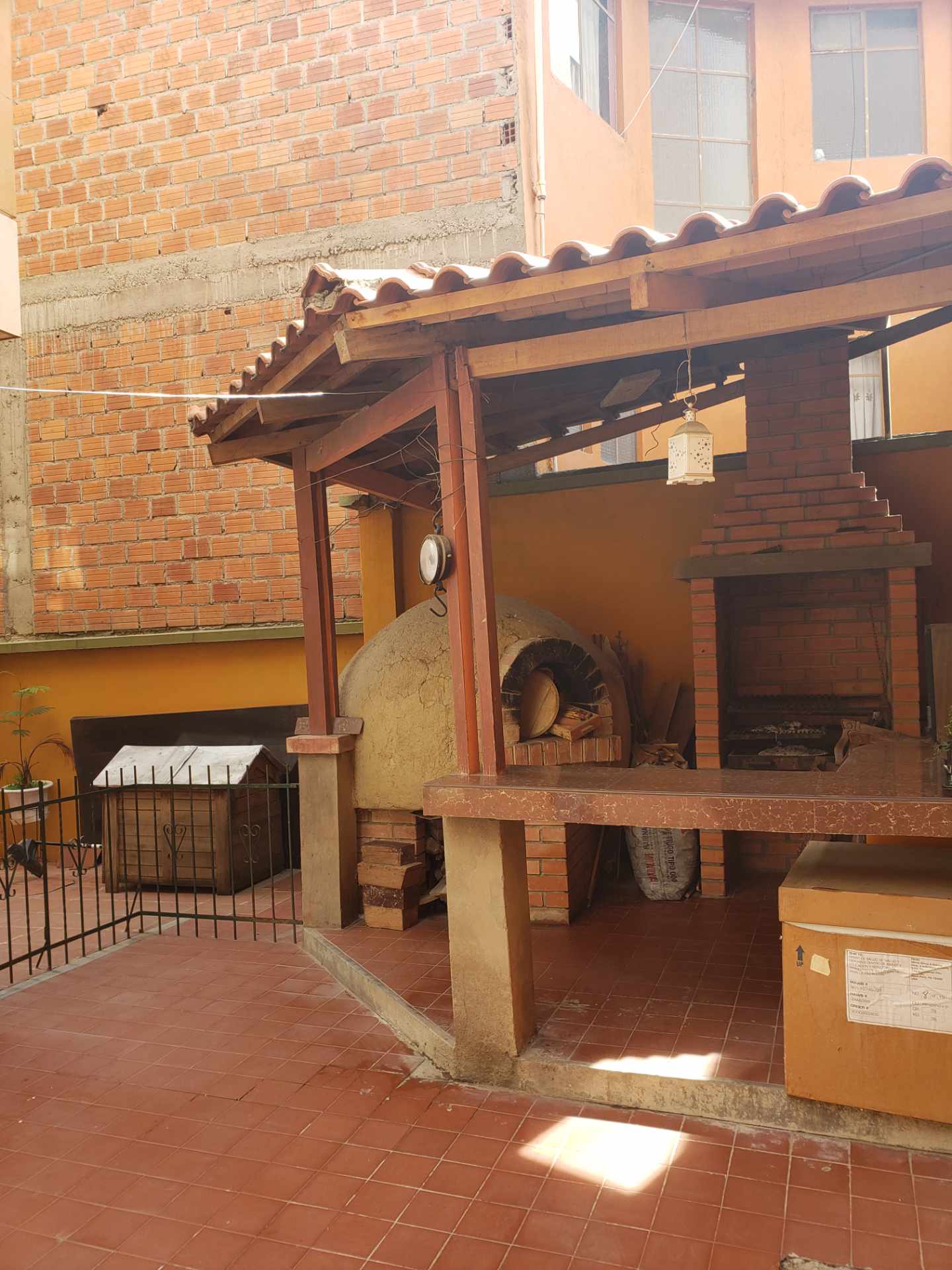 Casa en VentaCalle Las Rosas, a una cuadra del Hospital Universitario Nuestra Señora de La Paz Foto 3
