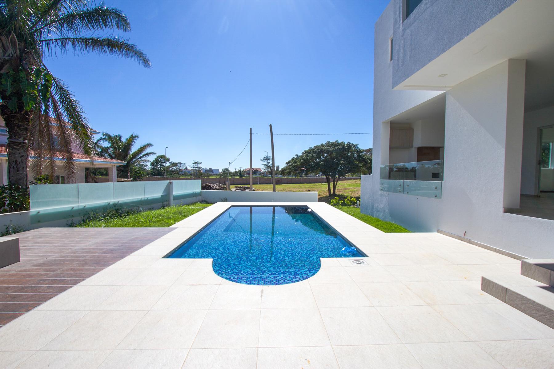 Casa en VentaCondominio Paraiso del Urubo Foto 5