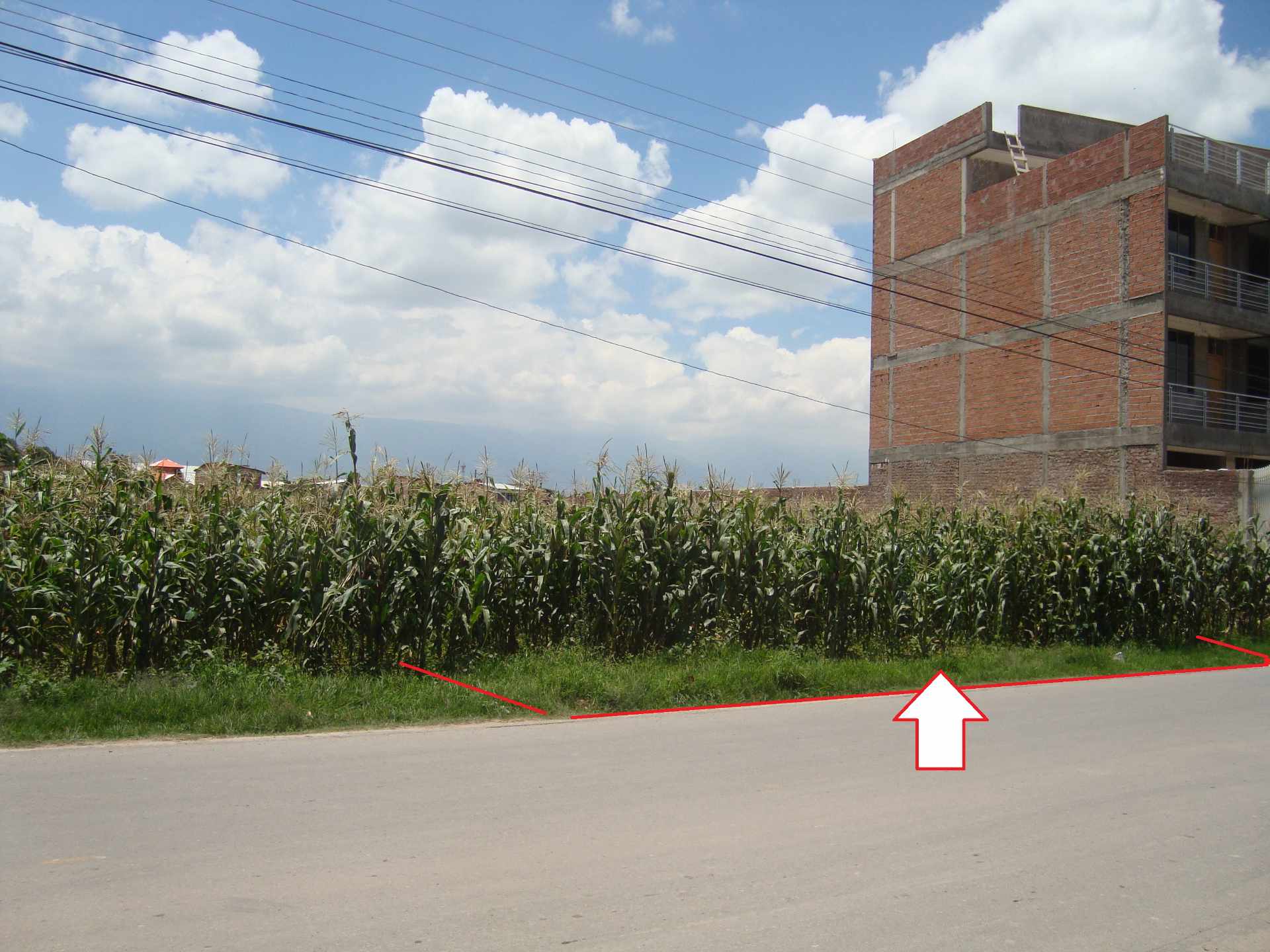 Terreno MALLCO RANCHO ZONA WAÑACAHUA  Foto 2