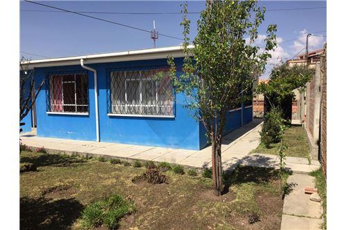 Casa en Bolognia en La Paz 4 dormitorios 2 baños 3 parqueos Foto 2