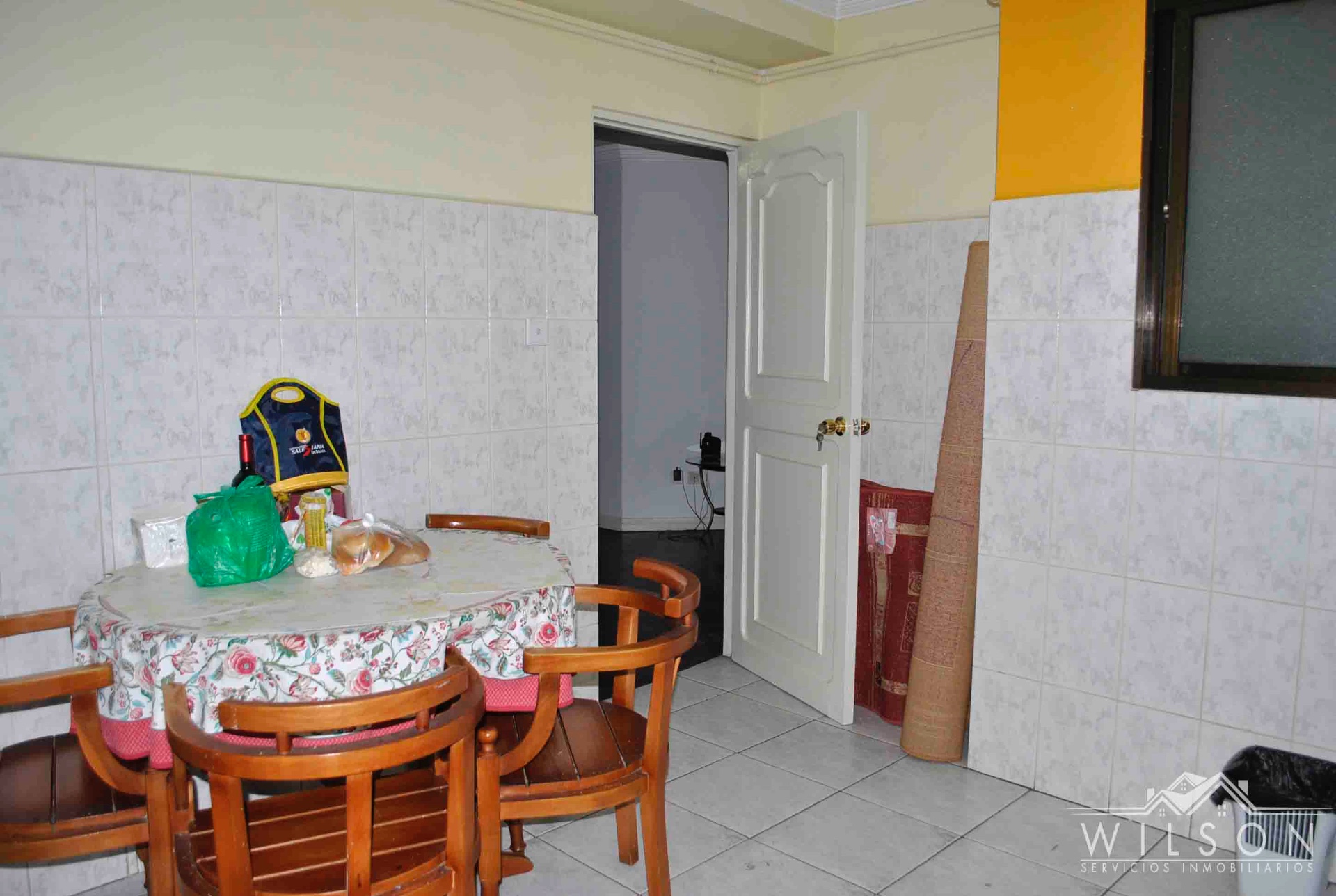 Departamento en Miraflores en La Paz 3 dormitorios 4 baños  Foto 6