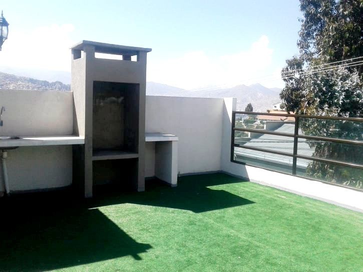 Casa en Sopocachi en La Paz 3 dormitorios 2 baños 1 parqueos Foto 16