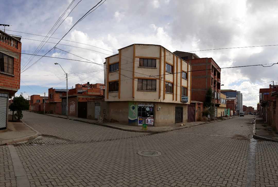 Casa en VentaEl Alto Zona Villa Dolores F altura INCOS en esquina Foto 1