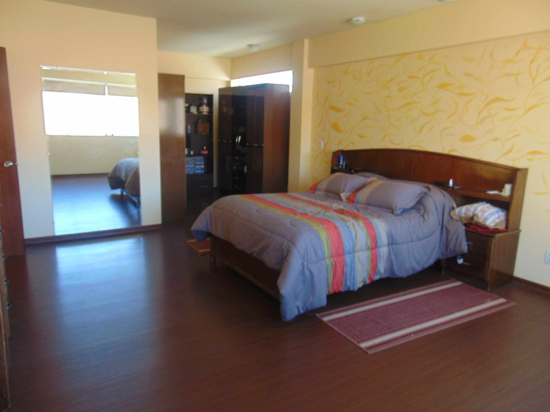 Casa en Mallasilla en La Paz 4 dormitorios 4 baños 2 parqueos Foto 37
