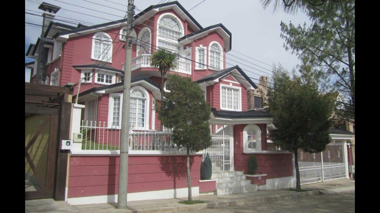 Casa en VentaUrbanización San Alberto calle 1 Nro.8
Zona Bella Vista Foto 1