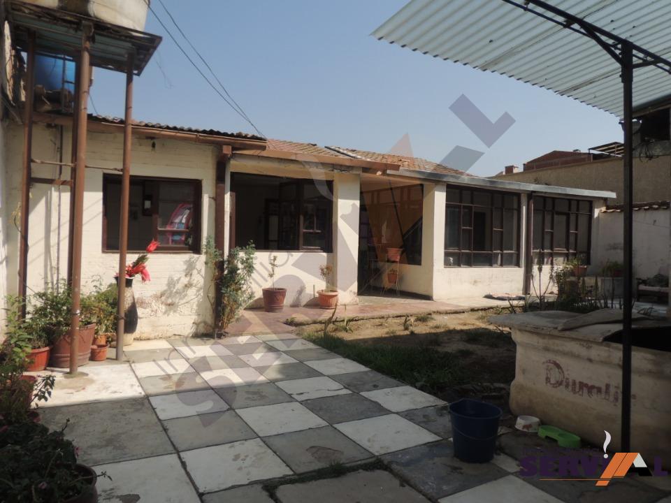 Casa en Muyurina en Cochabamba 8 dormitorios 3 baños 2 parqueos Foto 4