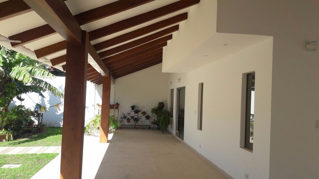 Casa en Carretera Norte en Santa Cruz de la Sierra 5 dormitorios 4 baños 3 parqueos Foto 4