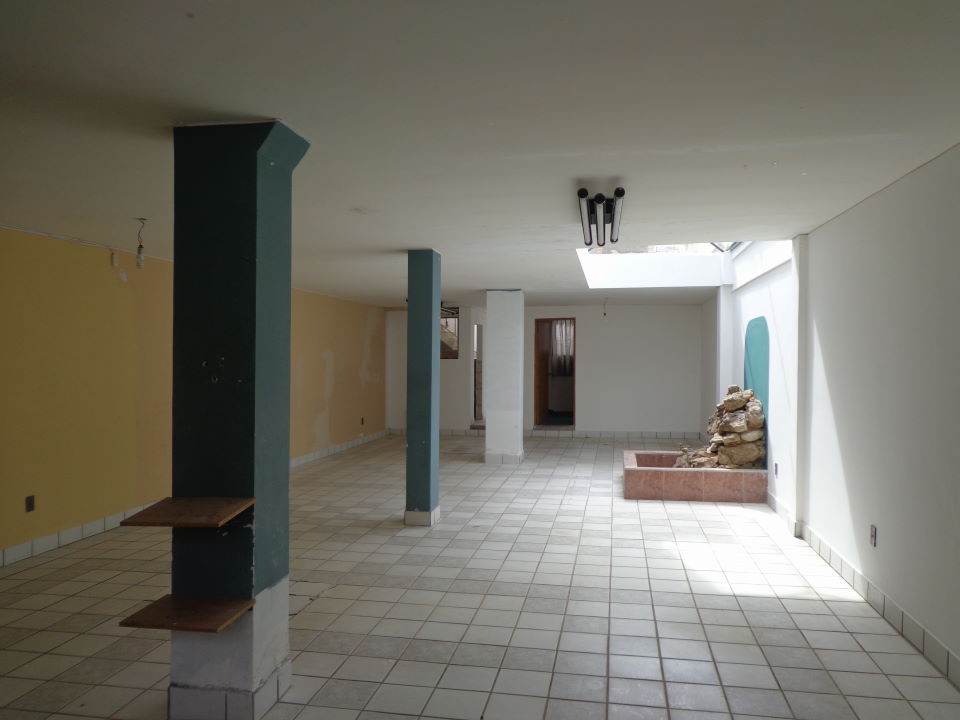Casa en Achumani en La Paz 3 dormitorios 4 baños 3 parqueos Foto 5