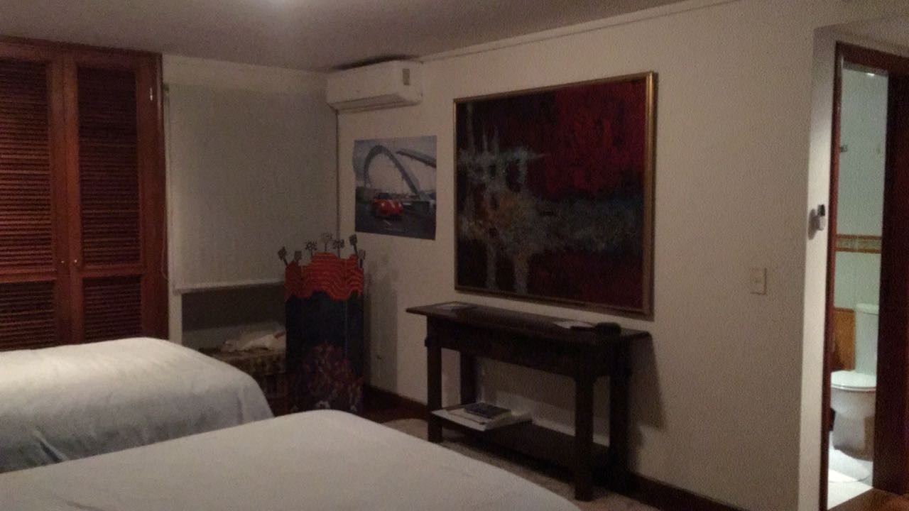 Departamento Elvira de Mendoza a 1/2 cuadra de Av Las Américas. Entre 1er y 2do Anillo sur. Foto 22