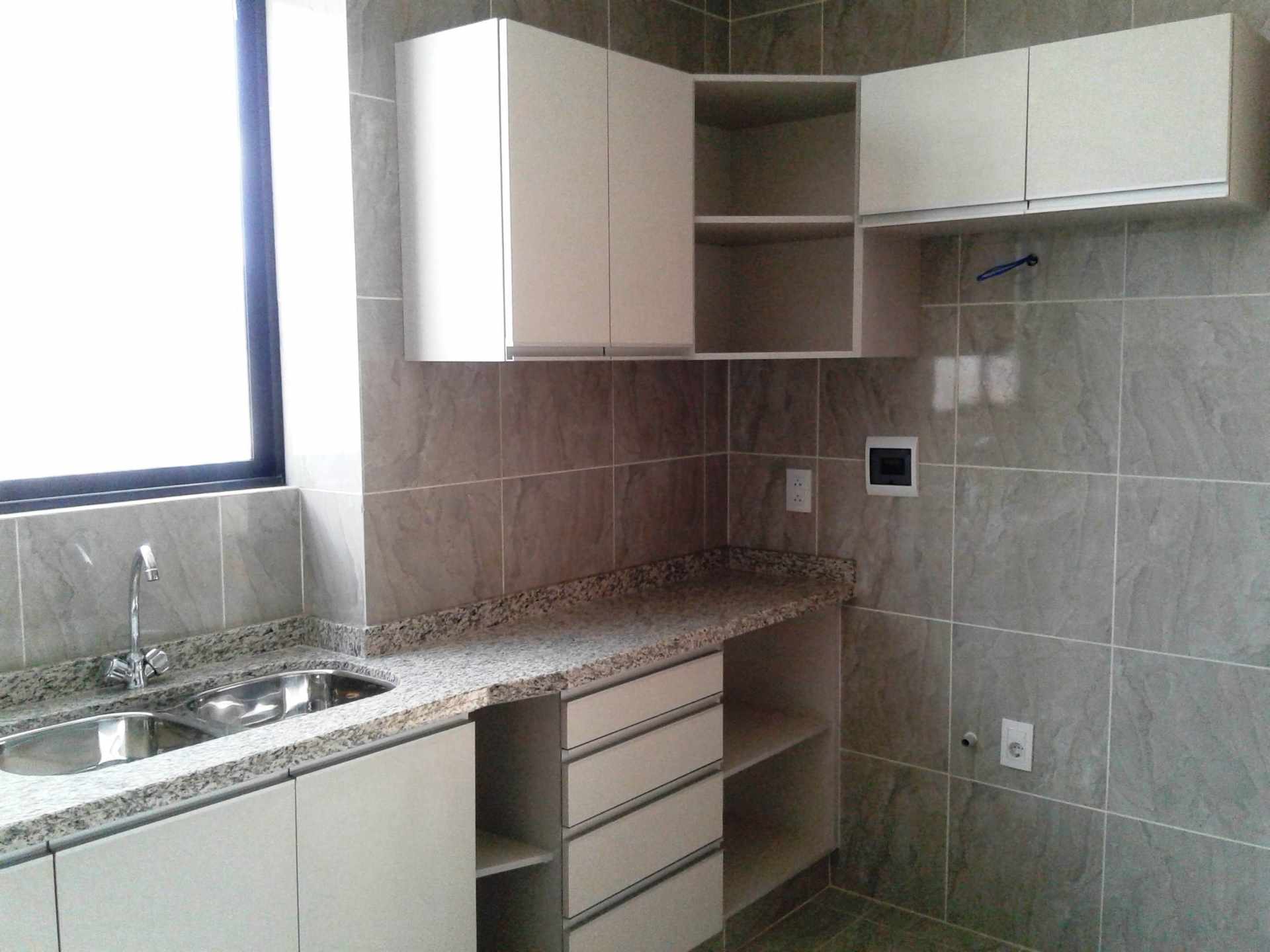 Departamento en Miraflores en La Paz 2 dormitorios 3 baños  Foto 12