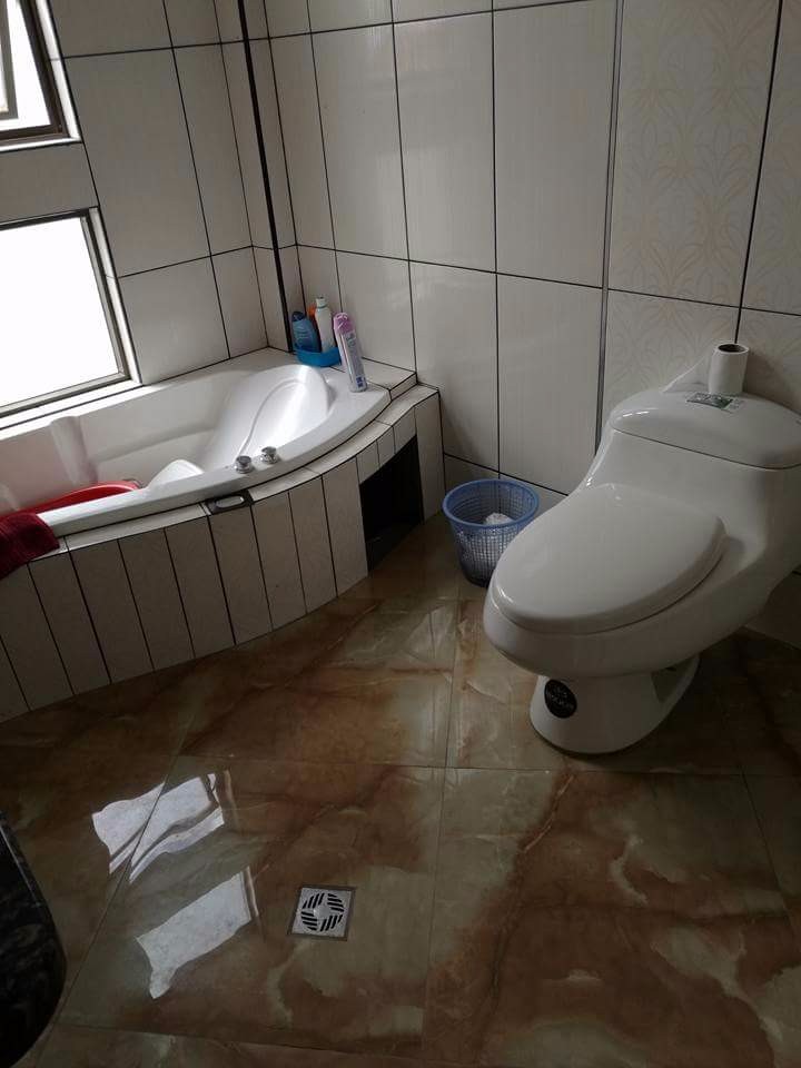 Casa Surtidor Okariquna Av. 6 de agosto Foto 9