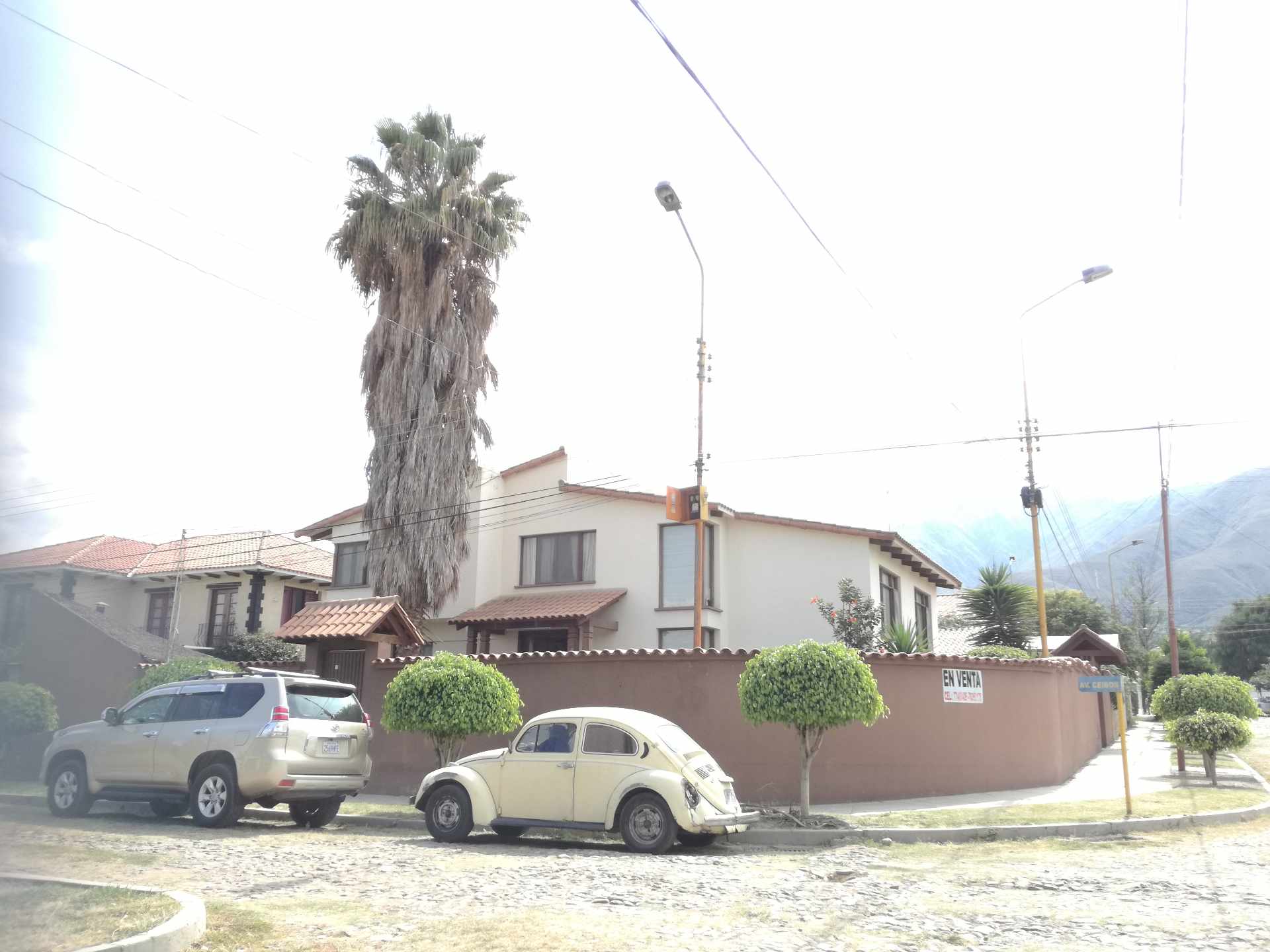 Casa en Pacata en Cochabamba 4 dormitorios 5 baños 3 parqueos Foto 1