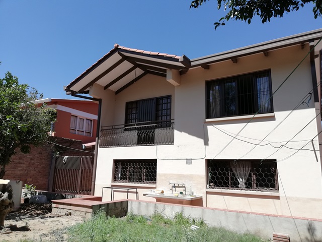 Casa en Aranjuez en Cochabamba 5 dormitorios 3 baños  Foto 7