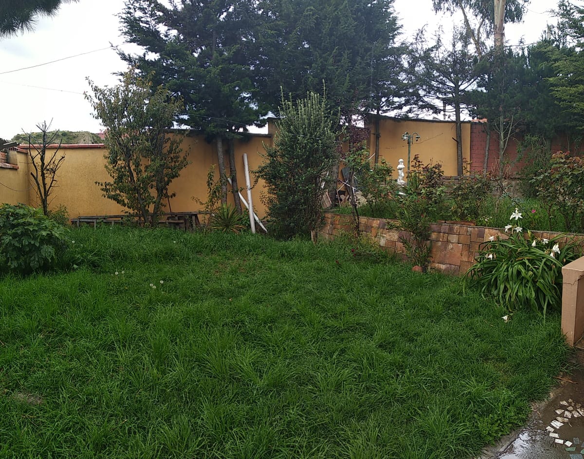 Casa en Chasquipampa en La Paz 5 dormitorios 5 baños 2 parqueos Foto 7