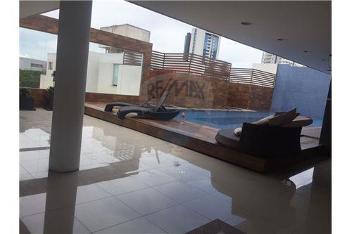 En Alquiler a $us 600 Foto 1