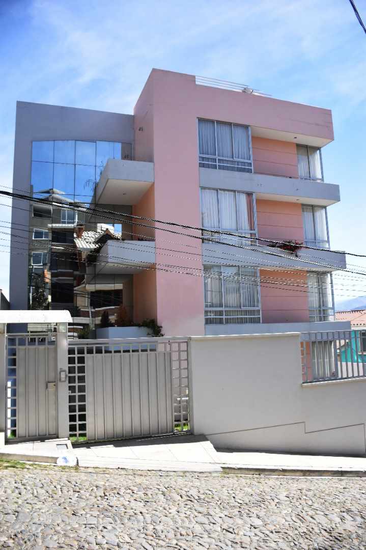Departamento en Auquisamaña en La Paz 2 dormitorios 1 baños 1 parqueos Foto 3
