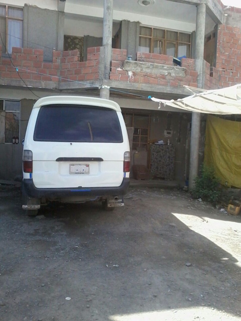 Casa en Quillacollo en Cochabamba 7 dormitorios 1 baños 4 parqueos Foto 1