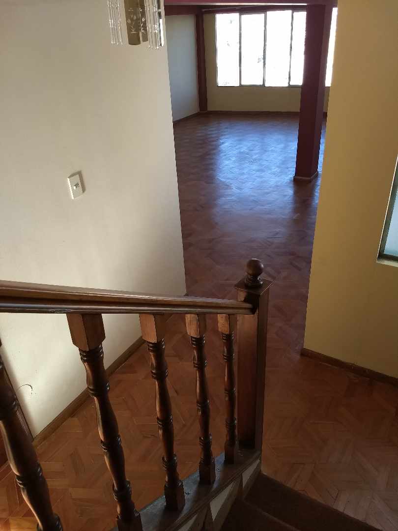 Departamento Av Tejada Sorzano #1301 esq. San Salvador Foto 11