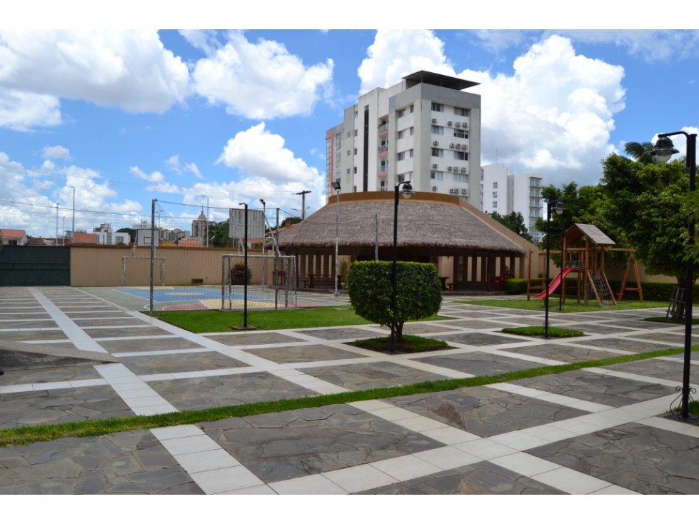 Departamento en VentaDEPARTAMENTO EN VENTA COND. TORRES GEMELAS 3 dormitorios 4 baños 2 parqueos Foto 3