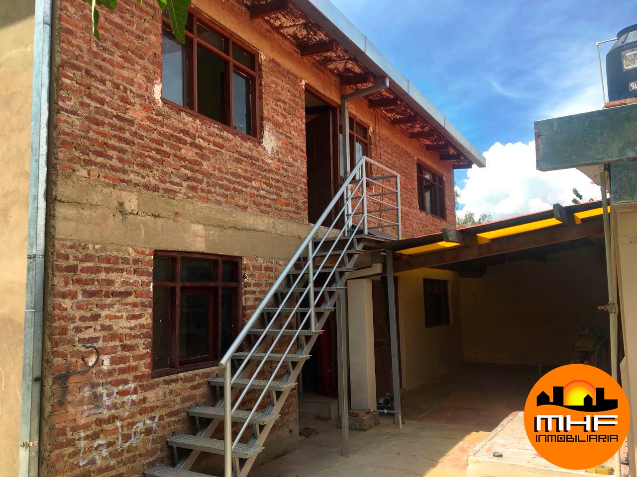 Casa en Jayhuayco en Cochabamba 4 dormitorios 2 baños 4 parqueos Foto 6