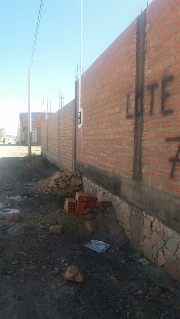 Terreno en Achachicala en Oruro    Foto 1