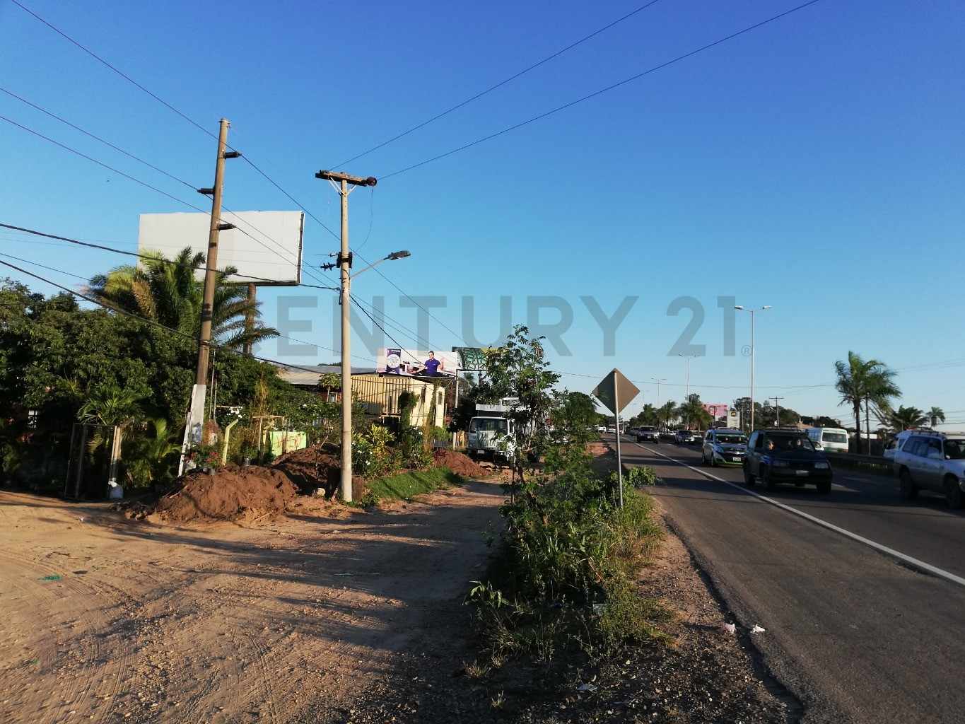 Terreno en AlquilerDirección: Carretera al Norte Km. 8 
Zona: 
Municipio: Norte
Departamento: Santa Cruz
País: Bolivia    Foto 5